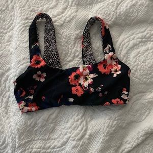 Volcom reversible bikini top